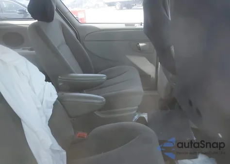 2005 Chrysler Town & Country from USA, damaged, VIN 1C4GP45R65B160808